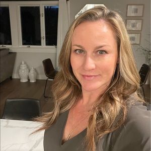 Meet your Posher, Valerie